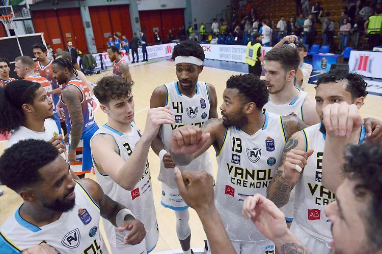 Vanoli clamorosa: Treviso travolta