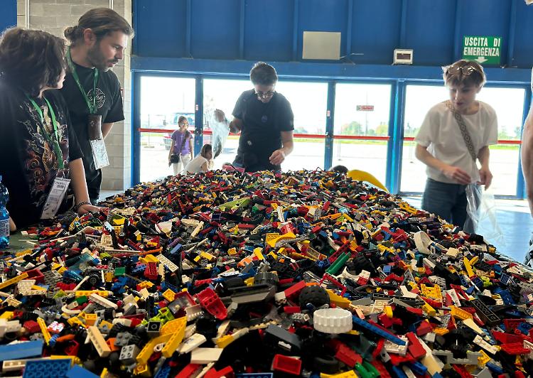 Cremona&Bricks, la festa dei mattoncini tra colori e fantasia