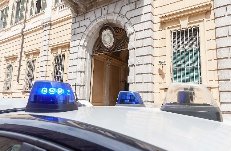 Soldi per i defibrillatori, ma il progetto è fasullo