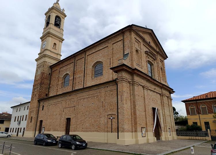 Parrocchiale libera dall’impalcatura
