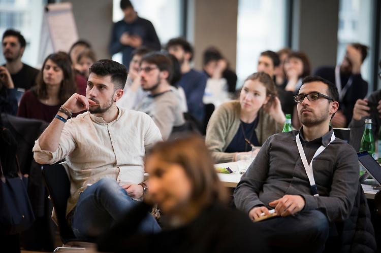 Più eventi e prestiti, giù gli universitari presenti