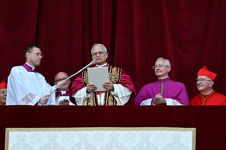 Habemus Papam: eletto Robert Francis Prevost, sarà papa Leone XIV
