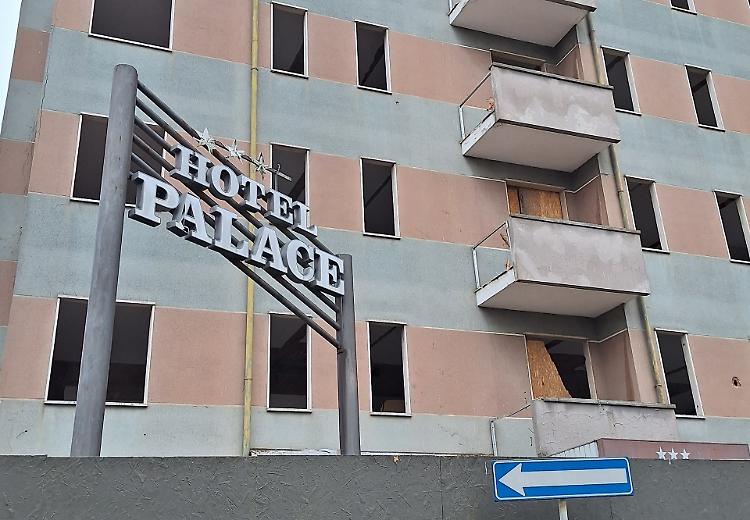 Ex Palace Hotel nuovo rifugio dei senzatetto