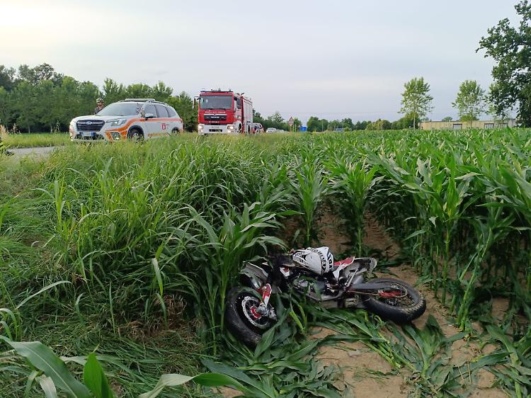 Incidente in moto: diciottenne ferito trasportato in elisoccorso