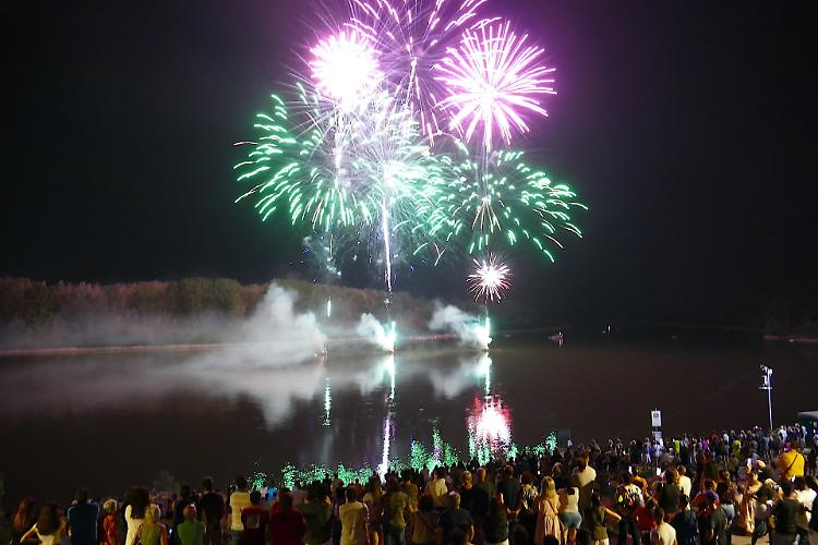 «Feste, non solo rumore»