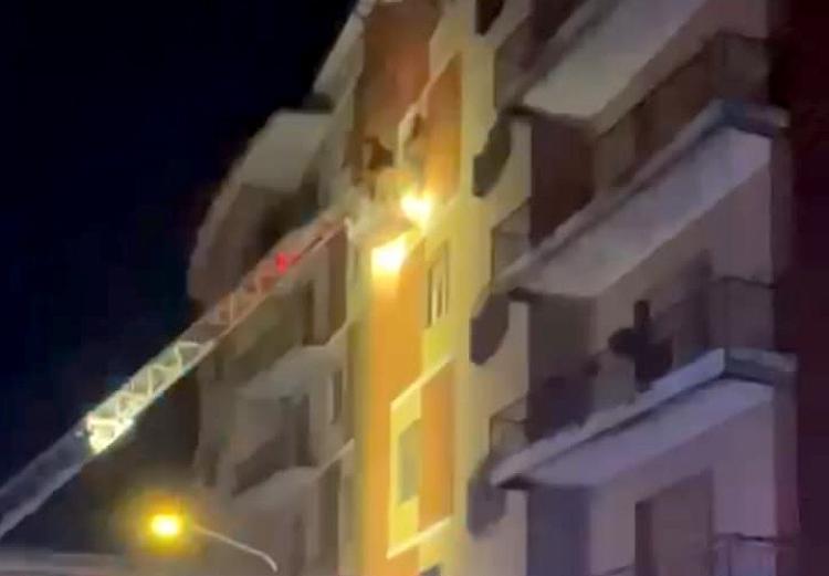 Gli evacuati non possono ancora tornare. Al lavoro per le agibilità, ma serve tempo