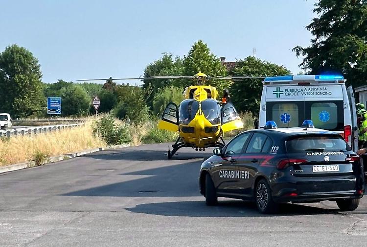Esplosione di acido in ditta: il giovane operaio è fuori pericolo