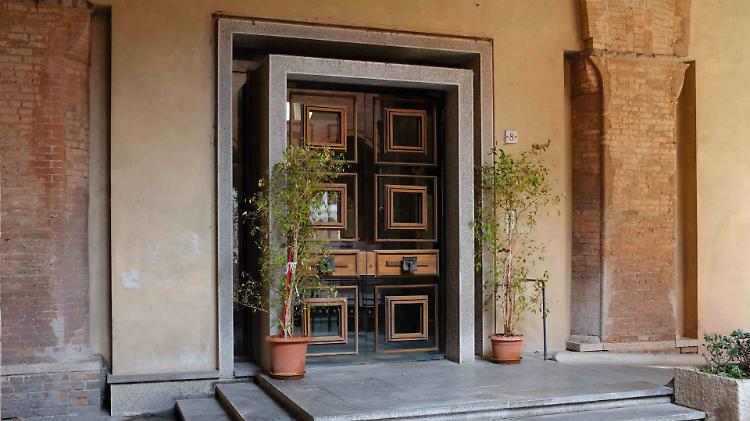 Palazzo comunale a nuovo, torna agibile l'antico ingresso