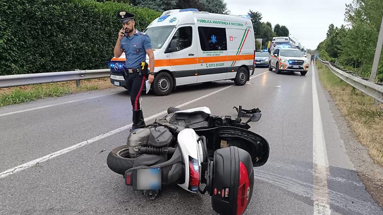 Schianto sulla Crema-Lodi, muore scooterista di 39 anni