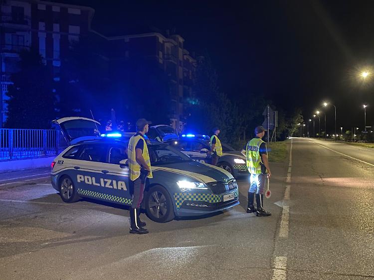 Controlli stradali a Cremona: 7 positivi all’alcoltest, patenti ritirate
