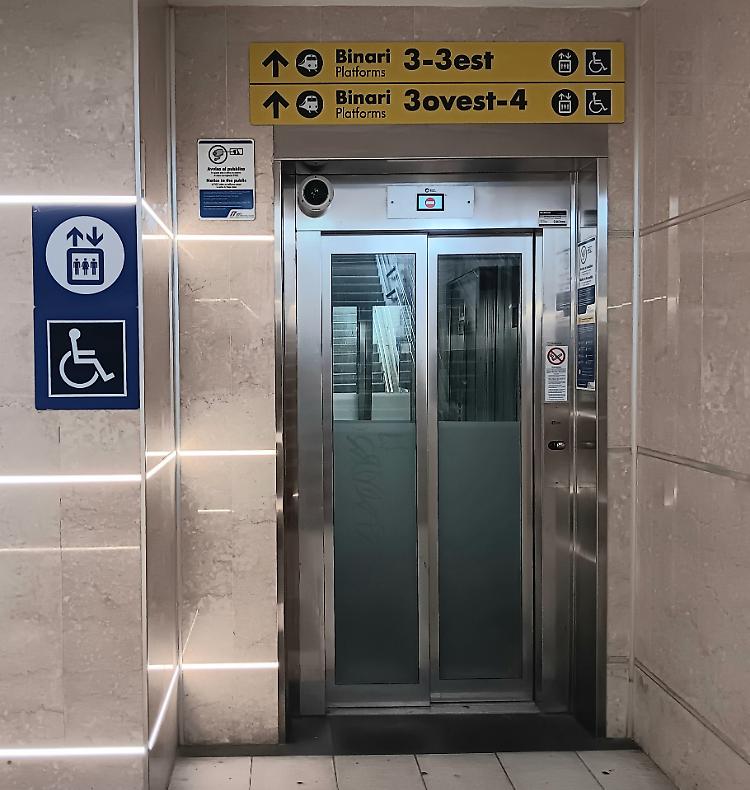 Riparati gli ascensori guasti