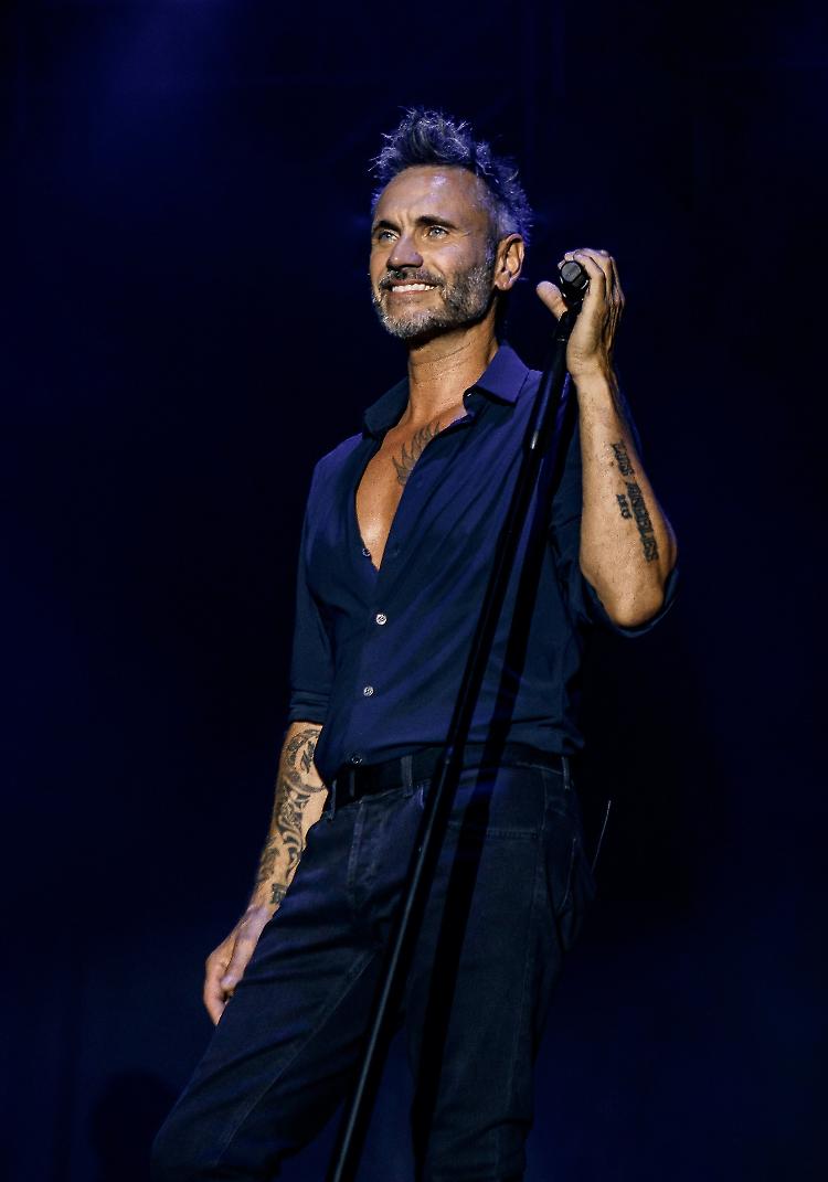 Nek in concerto con NEK HITS – EUROPEAN TOUR