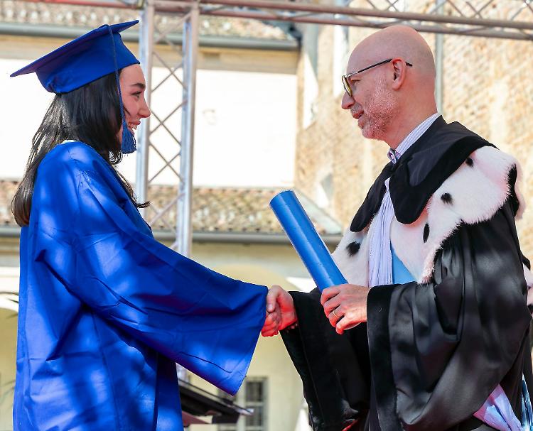 Lauree in Cattolica: toga e tocco per 40 studenti
