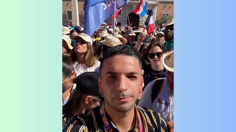 Il tiktoker Raffaele Capperi ospite del Giubileo degli influencer
