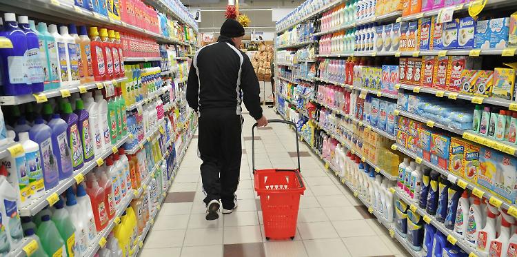 La vita sempre più cara: inflazione su dell’1,2%