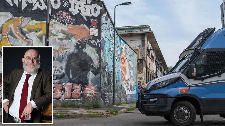 Sfratto del Leoncavallo: «Milano si condanna»