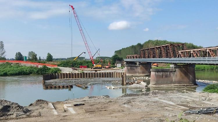 Raddoppio: cantiere avanti tutta, priorità al ponte sull'Oglio