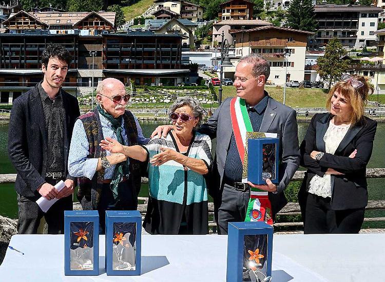  Da 51 anni in Trentino: premiatiIn Val Rendena consegnato il ‘Giglio San Giovanni’ agli ospiti affezionati 