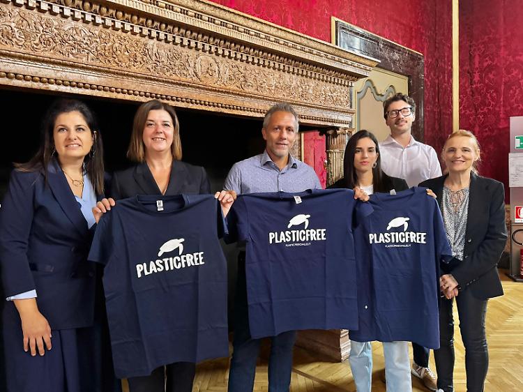 Tutela ambientale: accordo tra Comune e Plastic Free