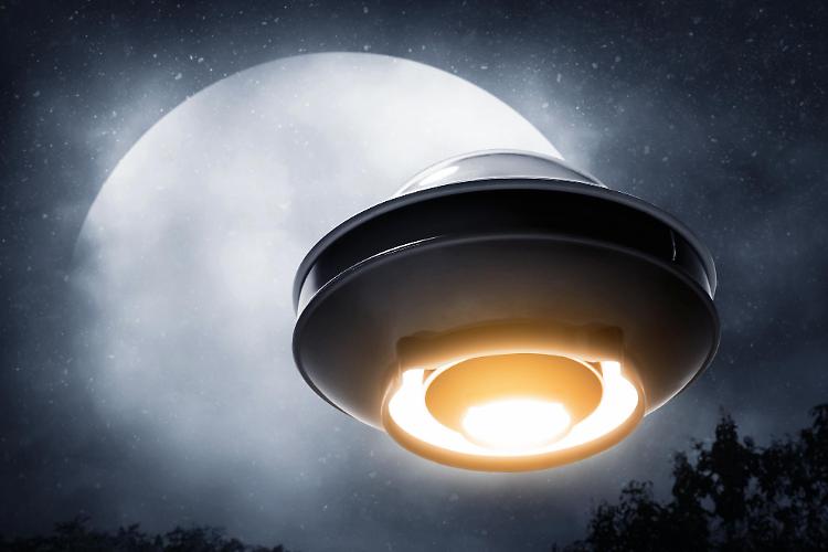 "Luna, ufo, piloti e astronauti" con il Gruppo Ufo