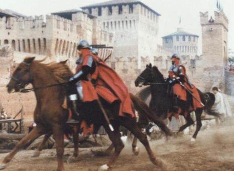 Così torna il Medioevo