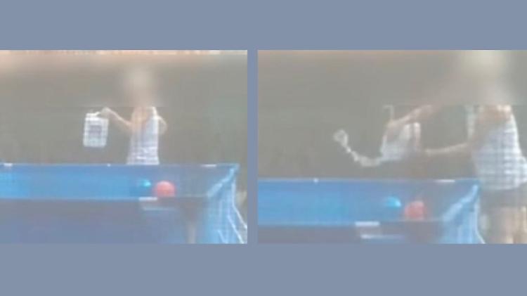 Vicina versa candeggina nella piscina gonfiabile, a processo