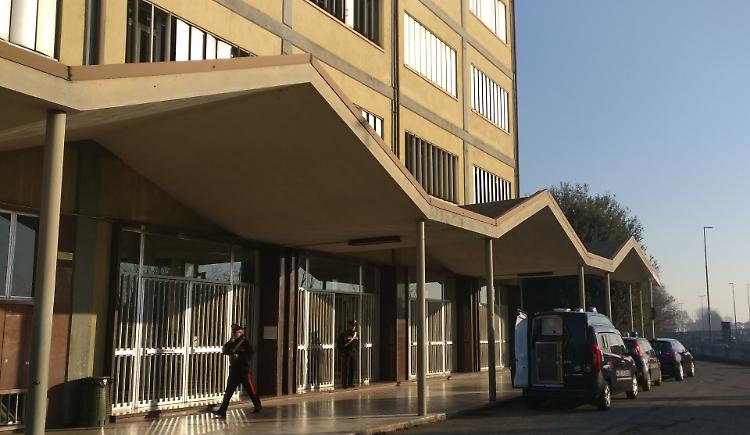 Furto al Torriani durante il lockdown: condannati ladro e ricettatrice