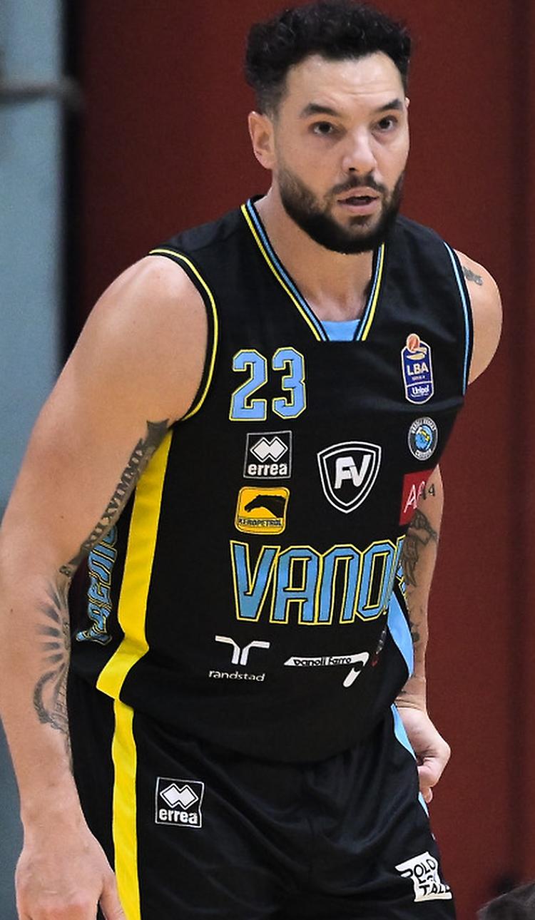 Vanoli, capitan Burns è tornato: "A Bologna gara stimolante per tutti"