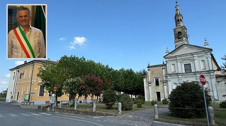 Il piccolo comune che rinasce tra piante e arbusti