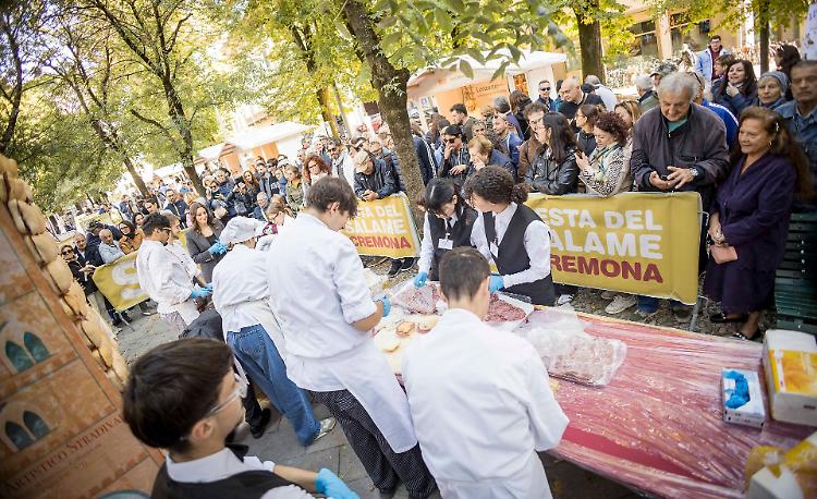  Il centro attrae, ma si svuota dopo le 17