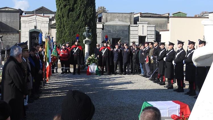 Il ricordo del Sottotenente Filippo Merlino nel 22° anniversario della strage di Nassiriya