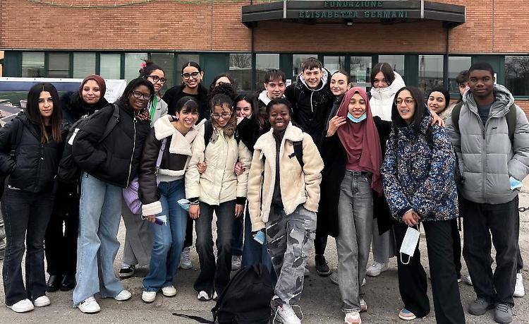 Vecchi e giovani: dialogo per conoscersi