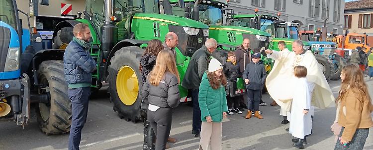 Ringraziamento: festa di comunità nel nome di Madre Terra