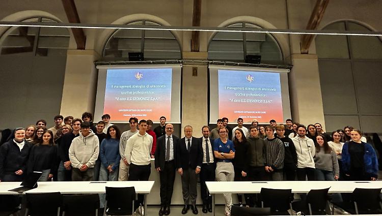 La Cremonese in cattedra per spiegare i segreti di un successo