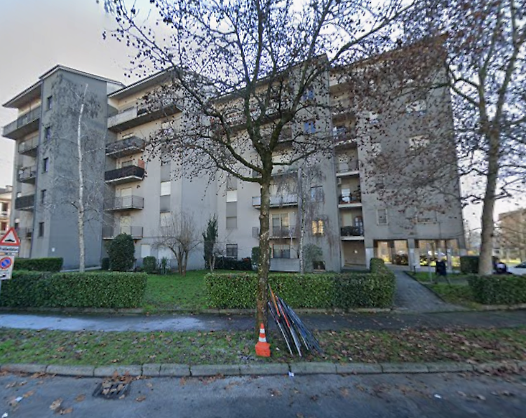 Fratelli sfrattati da Aler: «Dormiamo per strada»