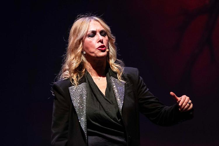 Bruzzone: «Quando l’amore è sano ha bisogno di tempo»