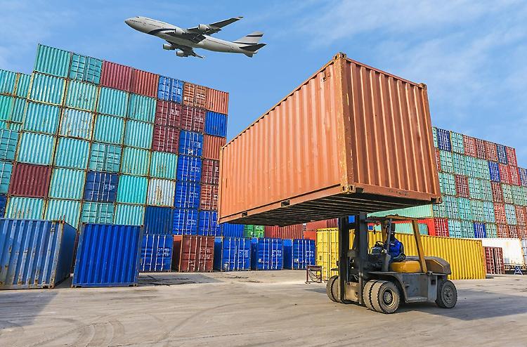 Export avanti ovunque, effetto dazi già svanito?