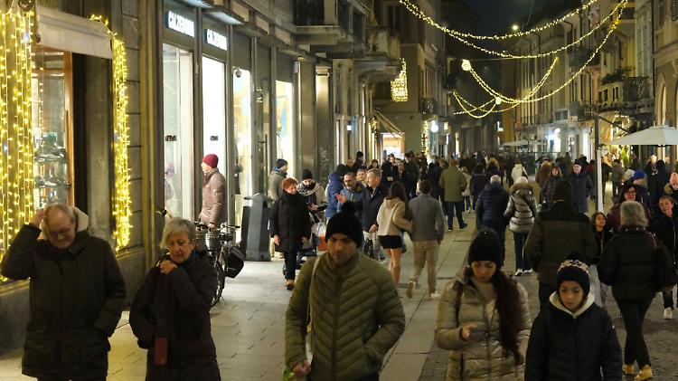 Ultimi giorni per i regali, boom dei prodotti tipici 