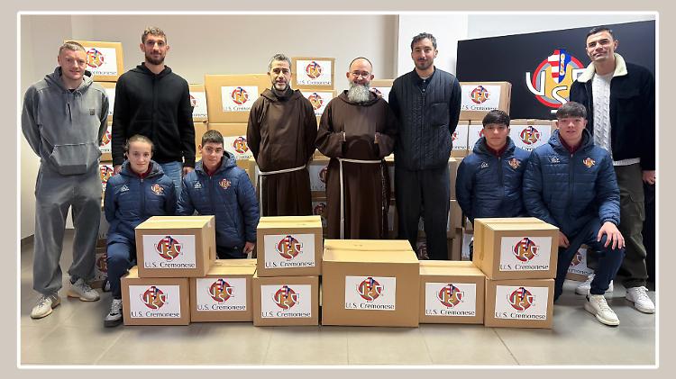 La solidariet&agrave; va in gol: il cuore d&rsquo;oro dei tifosi