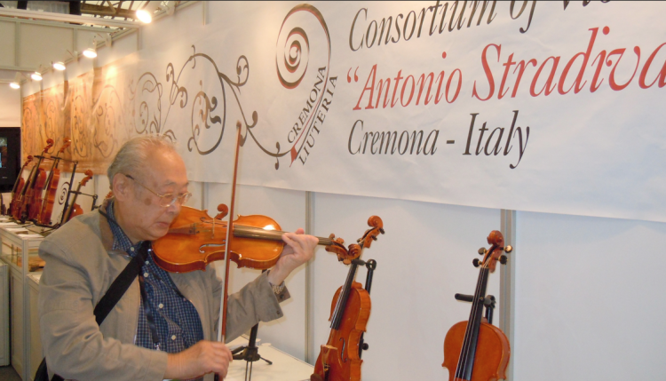 Con pi&ugrave; di 800mila euro vola il Consorzio  Stradivari