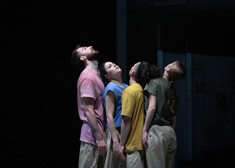 Decisione Consapevole. Progetto coreografico di Roberto Tedesco