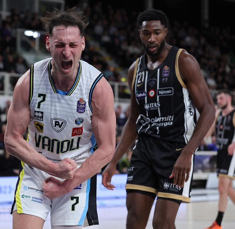 Una grande Vanoli batte Trento