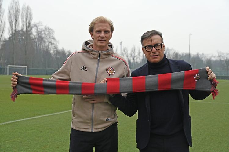 Morten Thorsby &egrave; grigiorosso