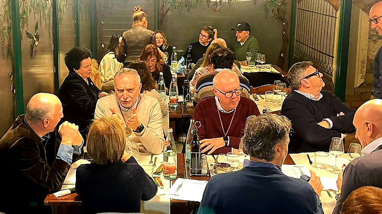 Amici della cucina cremonese riuniti a Persichello