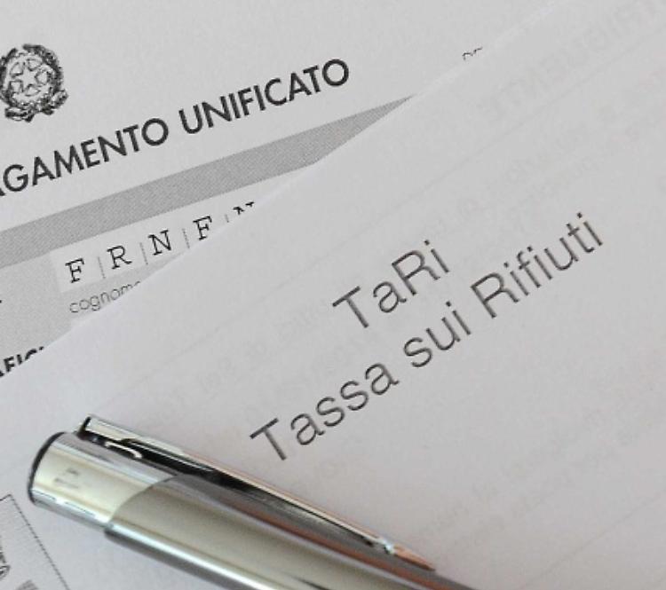 Tari: scatta il giro di vite