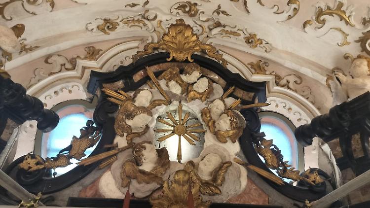 Una provincia di inganni e illusioni