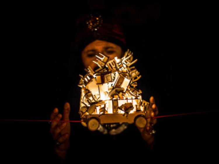 A piedi nudi nel parco - Festival urbano di teatro umano