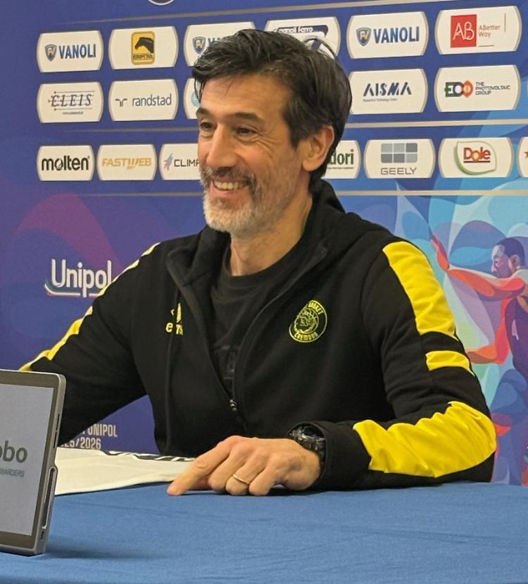 Vanoli, testa a Tortona: "Affrontiamo una squadra difficile, l'obiettivo &egrave; sempre fare risultato"