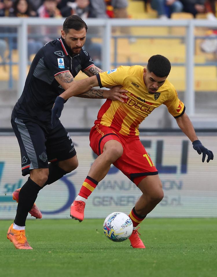 Lecce-Cremonese: le formazioni