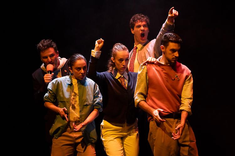 Il teatro risveglia le coscienze